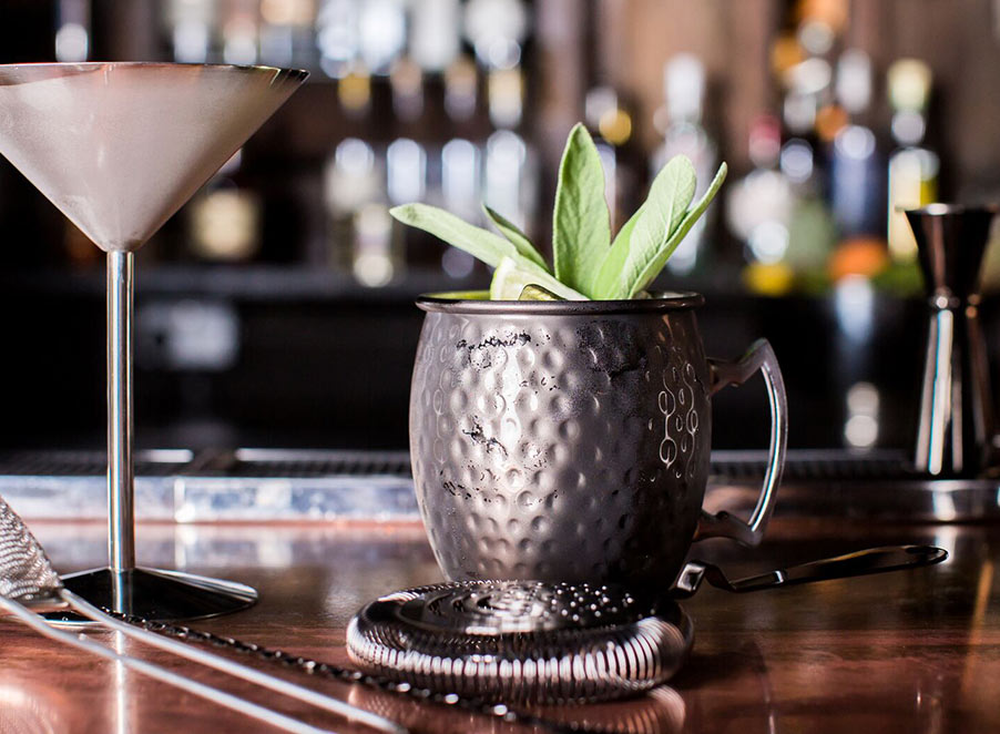 Cocktail Bar